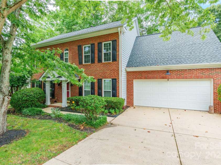 202 Pond View Lane, Fort Mill, SC 29715.  MLS# CAR4288681, YatesRealty ID 30705. 