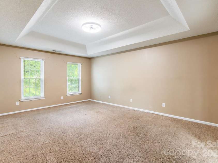 202 Pond View Lane, Fort Mill, SC 29715.  MLS# CAR4288681, YatesRealty ID 30705. 