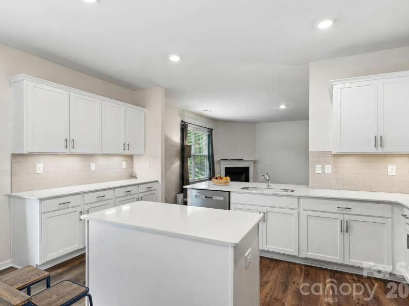 3631 Azalea Ridge Drive, Mount Holly, NC 28120.  MLS# CAR4392256, YatesRealty ID 30705. 