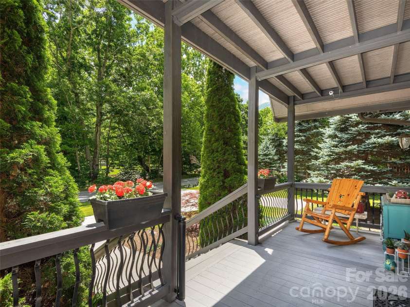148 Campbell Creek Road, Maggie Valley, NC 28751.  MLS# CAR4393673, YatesRealty ID 30706. 