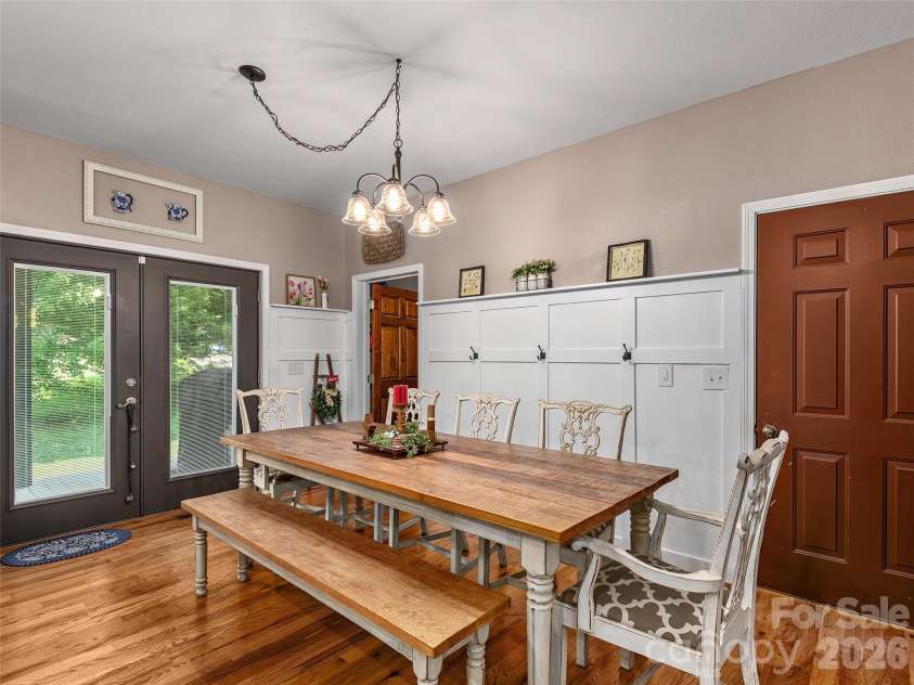 148 Campbell Creek Road, Maggie Valley, NC 28751.  MLS# CAR4393673, YatesRealty ID 30706. 