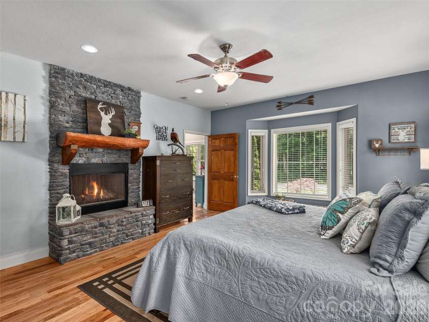 148 Campbell Creek Road, Maggie Valley, NC 28751.  MLS# CAR4393673, YatesRealty ID 30706. 