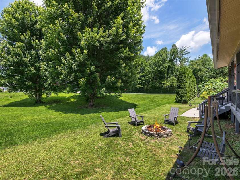 148 Campbell Creek Road, Maggie Valley, NC 28751.  MLS# CAR4393673, YatesRealty ID 30706. 