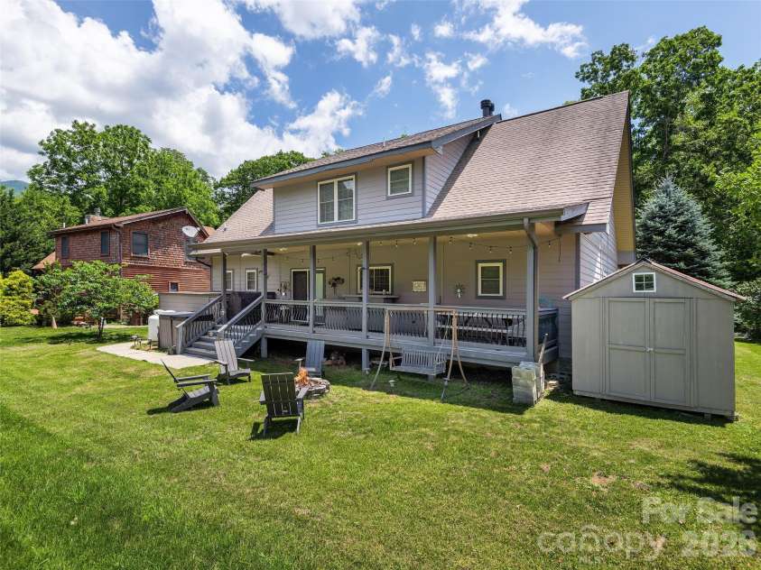 148 Campbell Creek Road, Maggie Valley, NC 28751.  MLS# CAR4393673, YatesRealty ID 30706. 