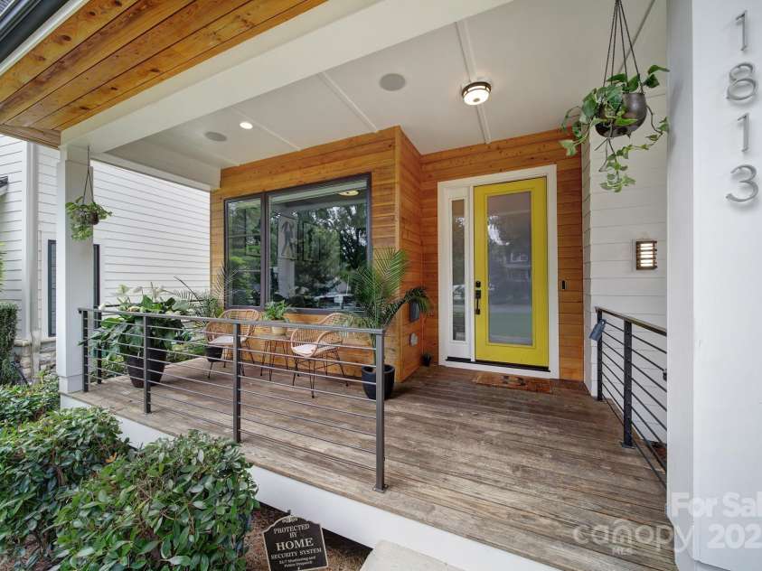 1813 Kenwood Avenue, Charlotte, NC 28205.  MLS# CAR4284001, YatesRealty ID 30707. 