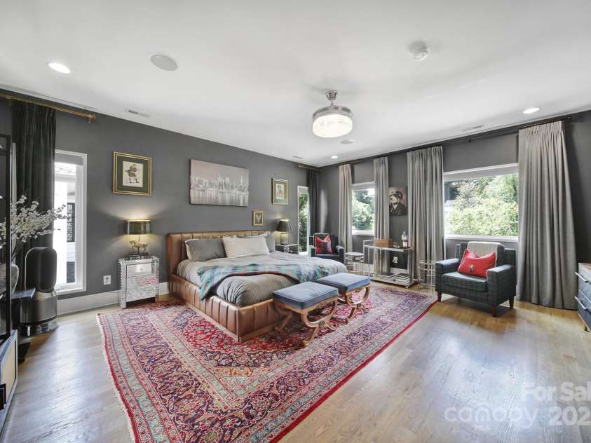 1813 Kenwood Avenue, Charlotte, NC 28205.  MLS# CAR4284001, YatesRealty ID 30707. 