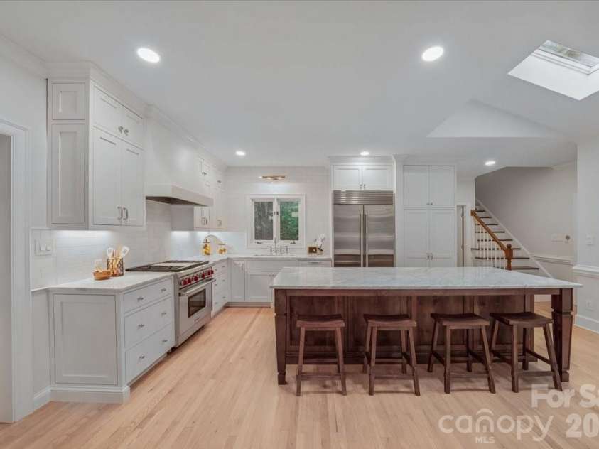 5631 Colony Road, Charlotte, NC 28226.  MLS# CAR4379598, YatesRealty ID 30708. 