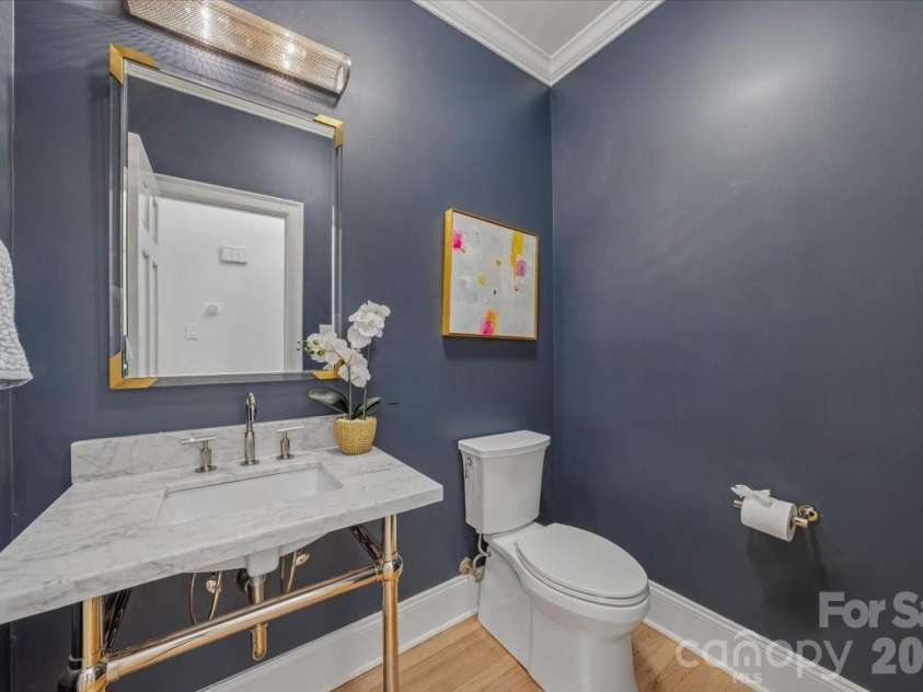 5631 Colony Road, Charlotte, NC 28226.  MLS# CAR4379598, YatesRealty ID 30708. 