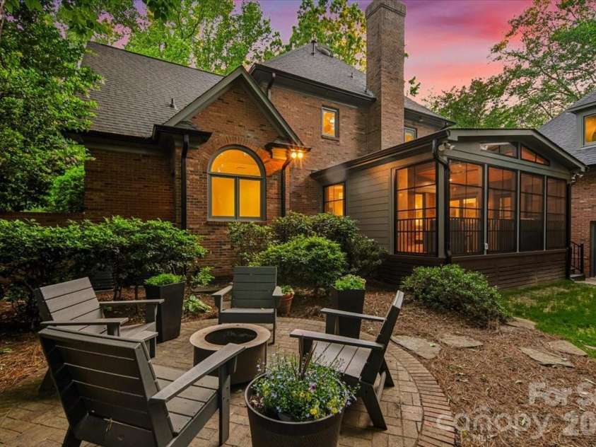 5631 Colony Road, Charlotte, NC 28226.  MLS# CAR4379598, YatesRealty ID 30708. 