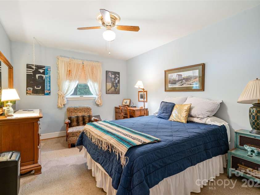 1210 Shady Bluff Drive, Charlotte, NC 28211.  MLS# CAR4280604, YatesRealty ID 30709. Bedroom #2