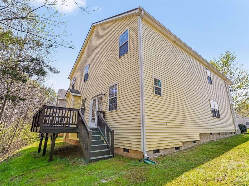 1392 Bottle Brush Lane, Harrisburg, NC 28075.  MLS# CAR4357534, YatesRealty ID 30709. 
