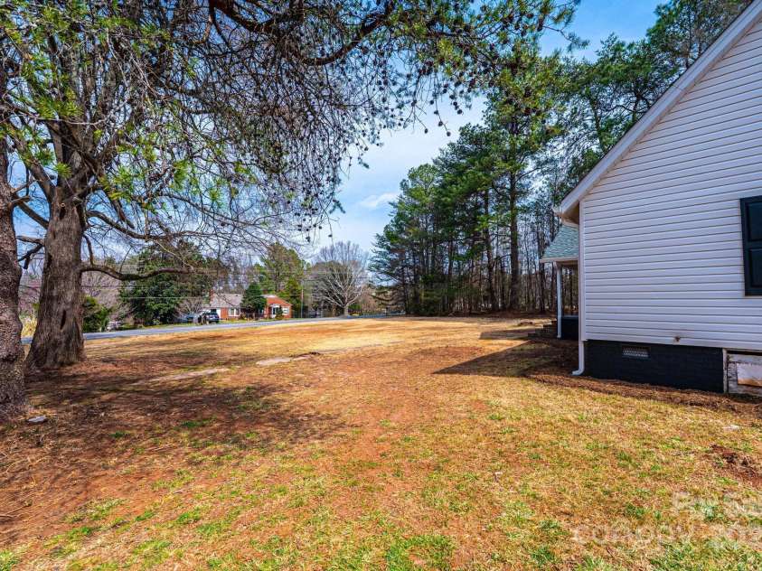 4221 Maiden Road, Maiden, NC 28650.  MLS# CAR4234275, YatesRealty ID 3071. 