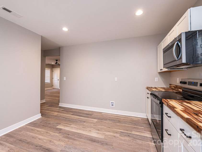 4221 Maiden Road, Maiden, NC 28650.  MLS# CAR4234275, YatesRealty ID 3071. 