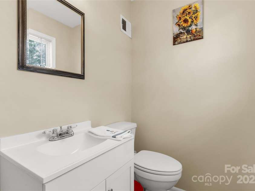 1156 Suttle Road, Lancaster, SC 29720.  MLS# CAR4309265, YatesRealty ID 30710. 