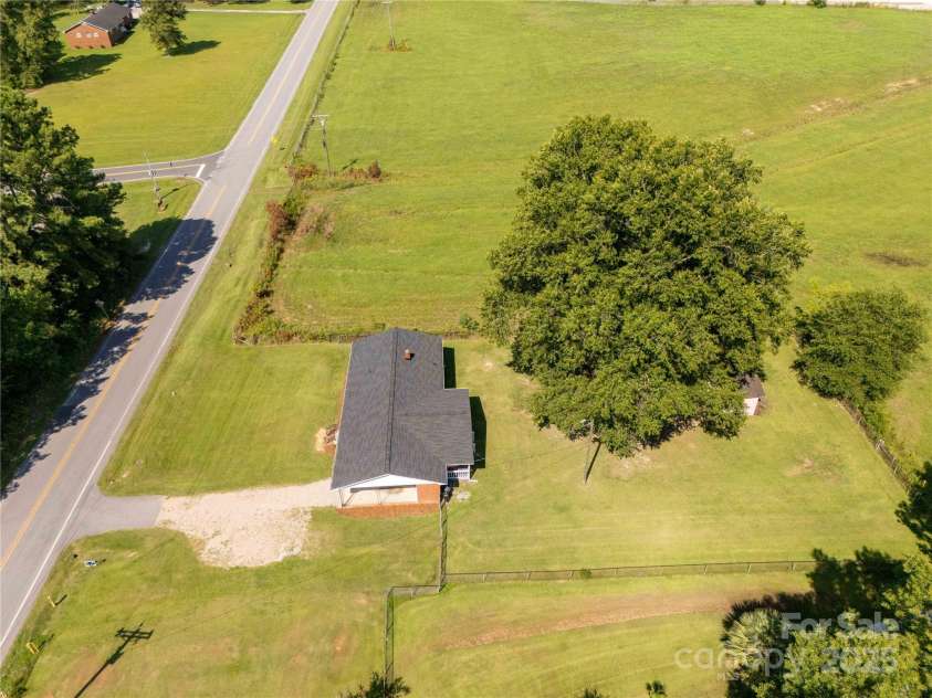 1156 Suttle Road, Lancaster, SC 29720.  MLS# CAR4309265, YatesRealty ID 30710. 