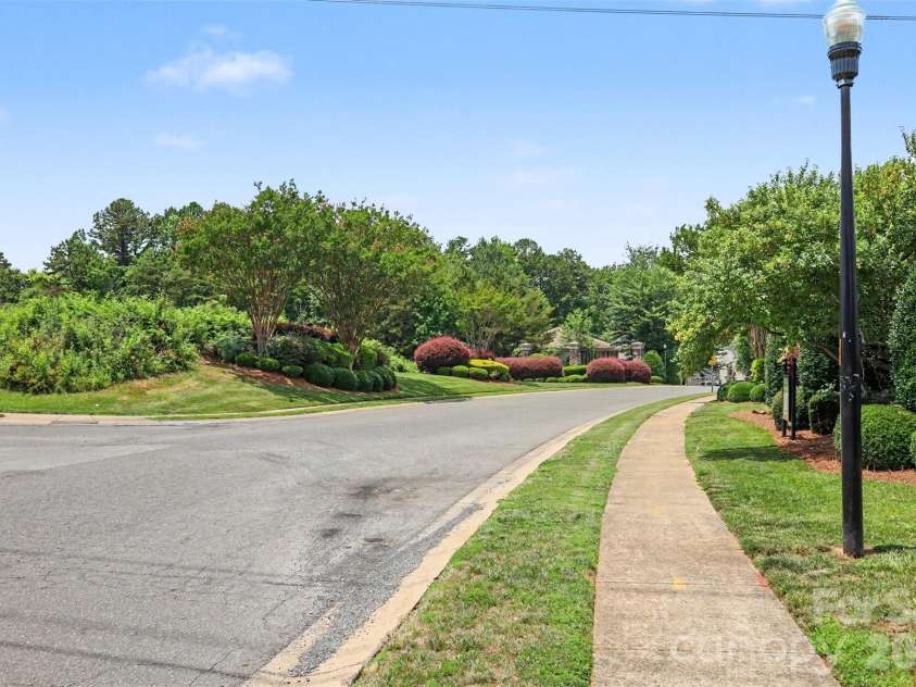 705 Pawley Drive, Charlotte, NC 28214.  MLS# CAR4383545, YatesRealty ID 30710. 