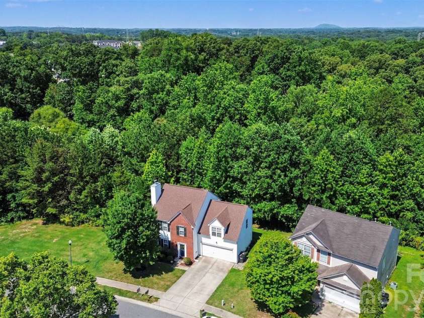 705 Pawley Drive, Charlotte, NC 28214.  MLS# CAR4383545, YatesRealty ID 30710. 