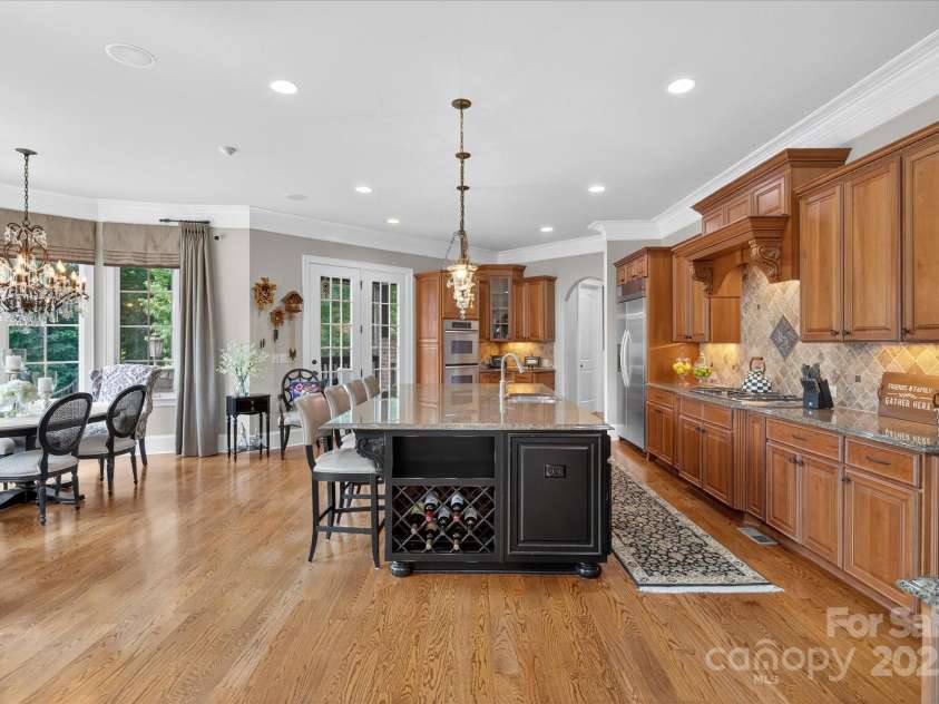 1100 Seminole Drive, Indian Land, SC 29707.  MLS# CAR4285132, YatesRealty ID 30711. Gourmet eat-in kitchen with gas cooktop and double oven