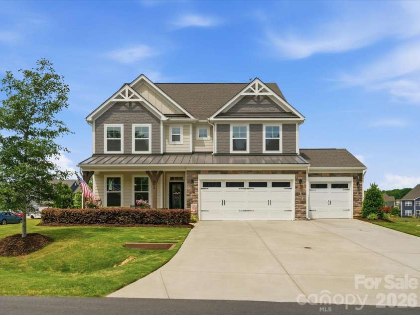 852 Yucatan Drive, Waxhaw, NC 28173.  MLS# CAR4381721, YatesRealty ID 30712. 