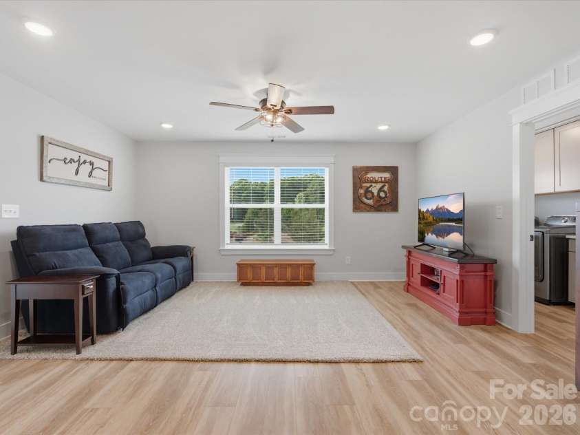 852 Yucatan Drive, Waxhaw, NC 28173.  MLS# CAR4381721, YatesRealty ID 30712. 