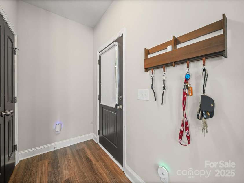 8810 Crape Myrtle Drive, Stanfield, NC 28163.  MLS# CAR4279417, YatesRealty ID 30712. Come on in!!