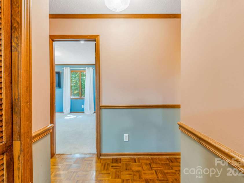 119 Yardley Court, Hendersonville, NC 28739.  MLS# CAR4285424, YatesRealty ID 30713. 