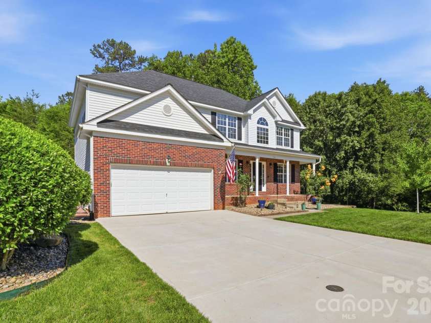 120 Scanlon Road, Mooresville, NC 28115.  MLS# CAR4381391, YatesRealty ID 30714. 