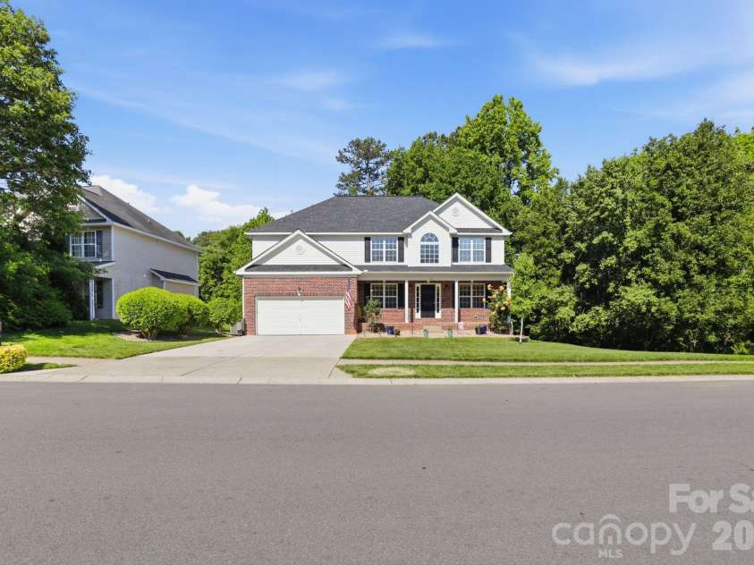 120 Scanlon Road, Mooresville, NC 28115.  MLS# CAR4381391, YatesRealty ID 30714. 