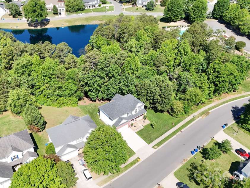 120 Scanlon Road, Mooresville, NC 28115.  MLS# CAR4381391, YatesRealty ID 30714. 
