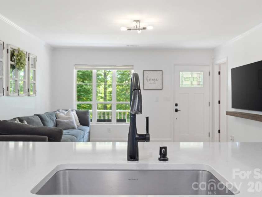 3673 Dockside Lane, Sherrills Ford, NC 28673.  MLS# CAR4384582, YatesRealty ID 30715. 