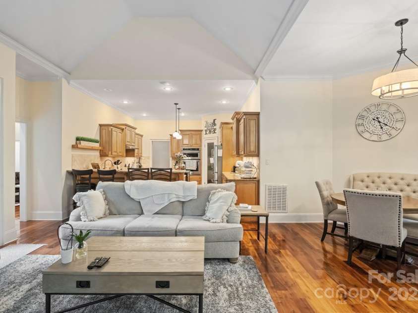 9263 Egret Ridge, Belmont, NC 28012.  MLS# CAR4286626, YatesRealty ID 30715. 