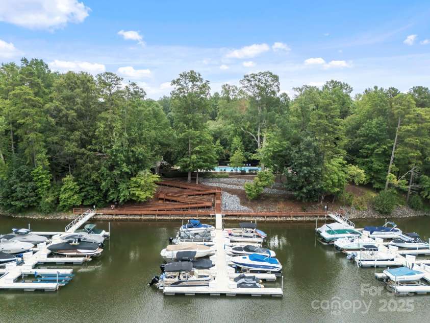 9263 Egret Ridge, Belmont, NC 28012.  MLS# CAR4286626, YatesRealty ID 30715. 