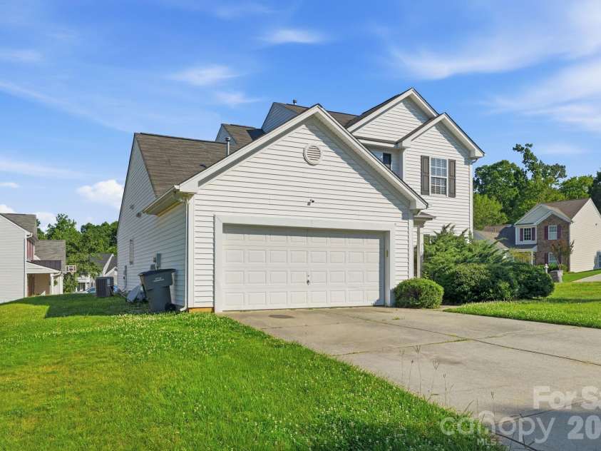 3387 Merchant Lane, Davidson, NC 28036.  MLS# CAR4391999, YatesRealty ID 30717. 