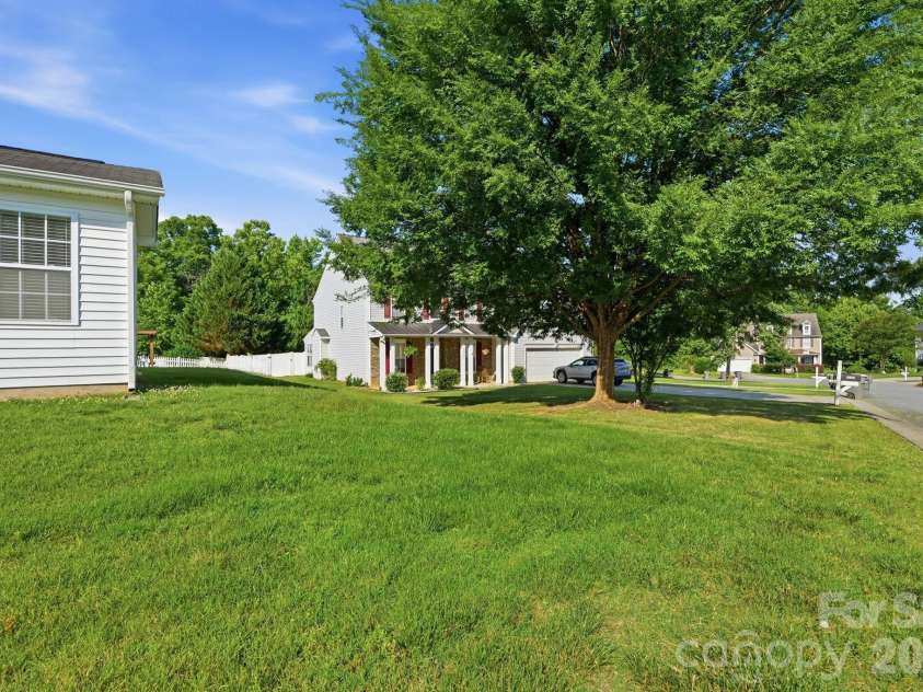 3387 Merchant Lane, Davidson, NC 28036.  MLS# CAR4391999, YatesRealty ID 30717. 