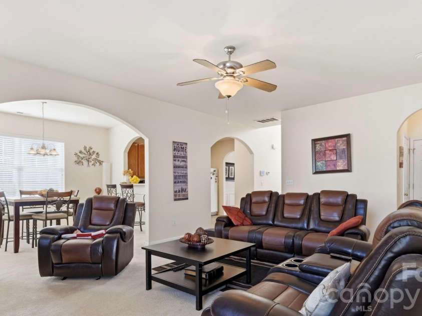 3387 Merchant Lane, Davidson, NC 28036.  MLS# CAR4411374, YatesRealty ID 30717. 
