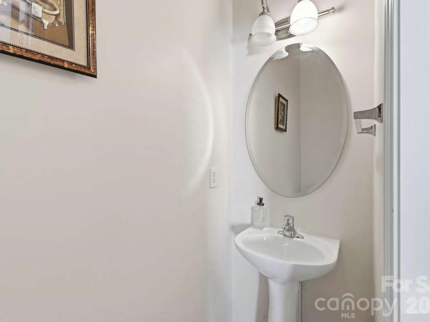 3387 Merchant Lane, Davidson, NC 28036.  MLS# CAR4411374, YatesRealty ID 30717. 