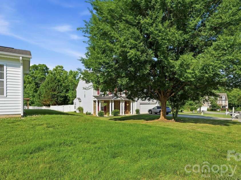 3387 Merchant Lane, Davidson, NC 28036.  MLS# CAR4411374, YatesRealty ID 30717. 