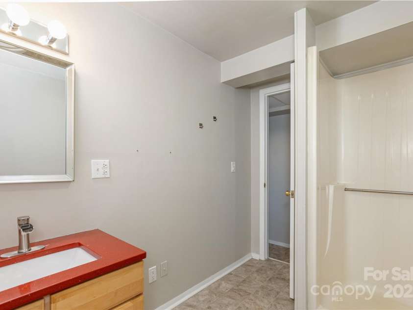 232 Stone Brook Drive, Hendersonville, NC 28791.  MLS# CAR4280883, YatesRealty ID 30718. 