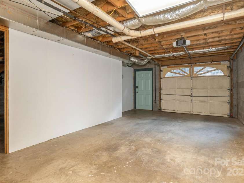 232 Stone Brook Drive, Hendersonville, NC 28791.  MLS# CAR4280883, YatesRealty ID 30718. 