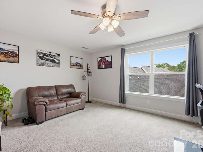 4701 Trostan Turn Turn, Kannapolis, NC 28081.  MLS# CAR4388277, YatesRealty ID 30718. 3rd story private suite w/ full bath
