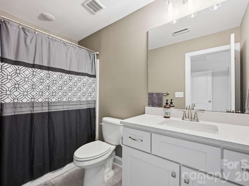 4701 Trostan Turn Turn, Kannapolis, NC 28081.  MLS# CAR4388277, YatesRealty ID 30718. Third story private bath