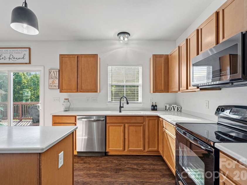442 Almora Loop, Mooresville, NC 28115.  MLS# CAR4385982, YatesRealty ID 30720. 