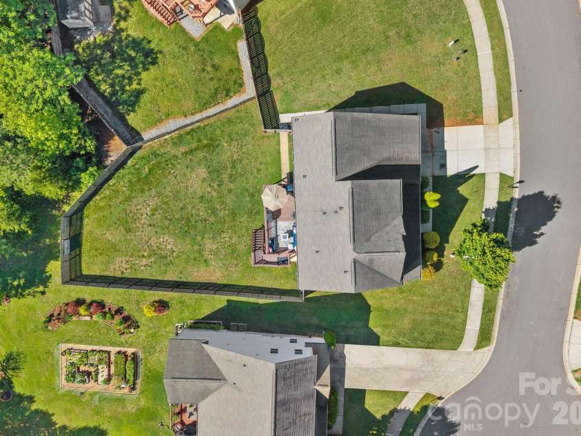 442 Almora Loop, Mooresville, NC 28115.  MLS# CAR4385982, YatesRealty ID 30720. 