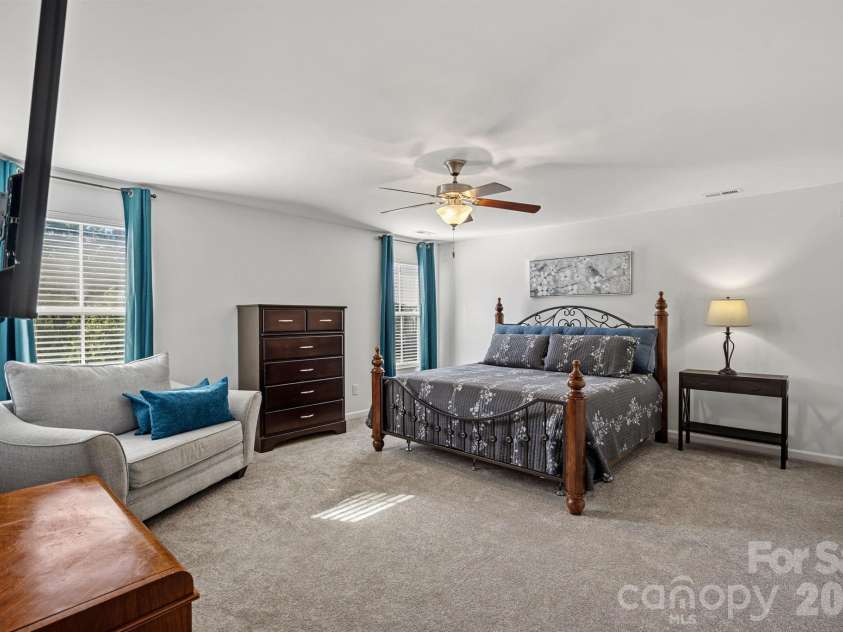 442 Almora Loop, Mooresville, NC 28115.  MLS# CAR4385982, YatesRealty ID 30720. Primary Bedroom