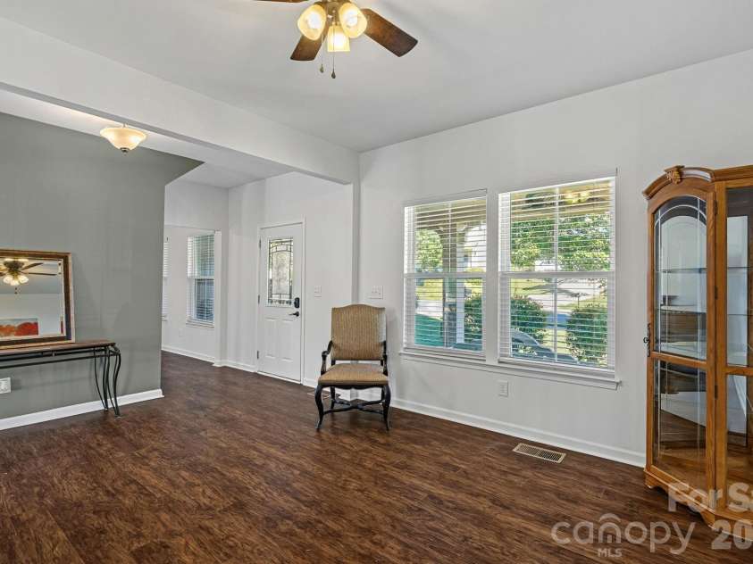 442 Almora Loop, Mooresville, NC 28115.  MLS# CAR4385982, YatesRealty ID 30720. Sitting room/flex room