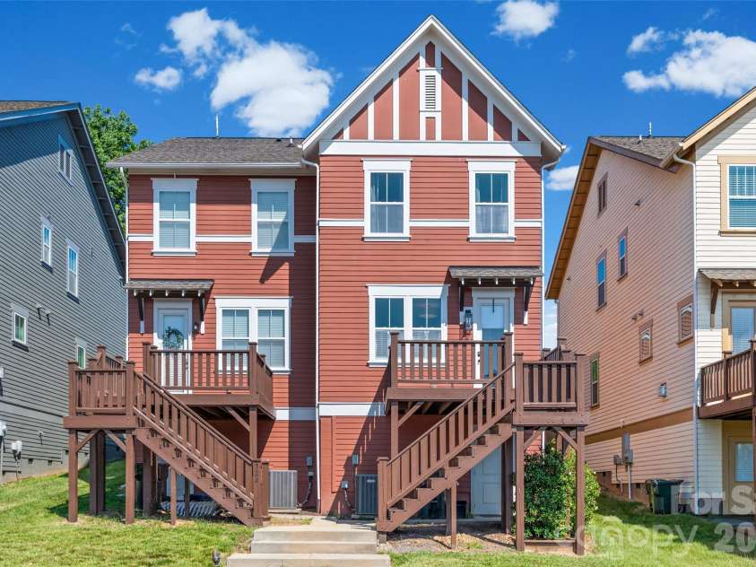 722 Waterscape Court, Rock Hill, SC 29730.  MLS# CAR4392226, YatesRealty ID 30721. 