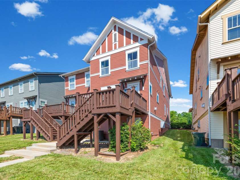 722 Waterscape Court, Rock Hill, SC 29730.  MLS# CAR4392226, YatesRealty ID 30721. 