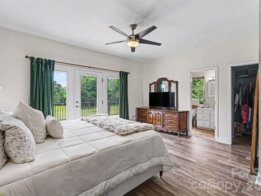 1380 Saddle Drive, York, SC 29745.  MLS# CAR4389573, YatesRealty ID 30722. 