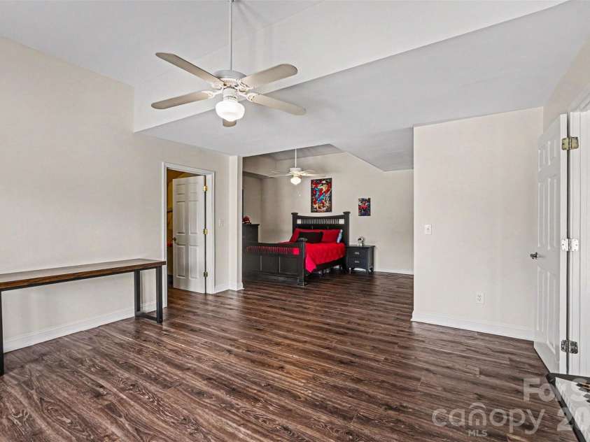 1380 Saddle Drive, York, SC 29745.  MLS# CAR4389573, YatesRealty ID 30722. 