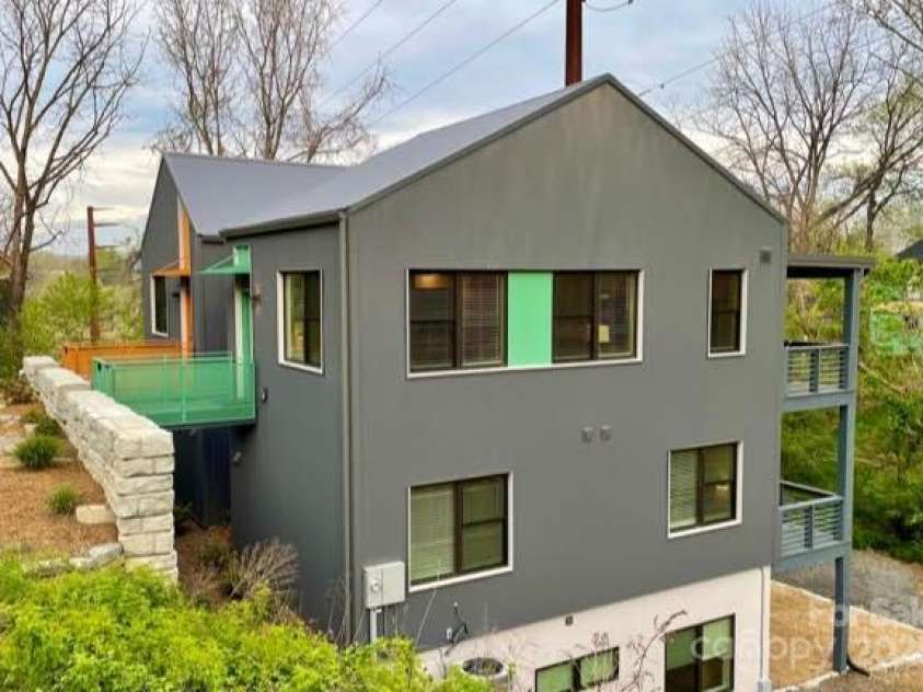 433 Haywood Street, Asheville, NC 28801.  MLS# CAR4231166, YatesRealty ID 30722. 3-Level ~ New Construction
